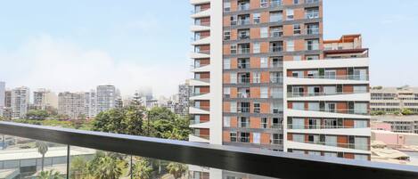 Căn hộ, 2 phòng ngủ (1210) | Ban công