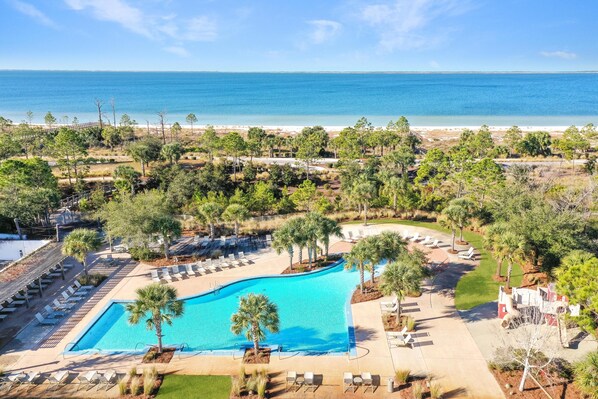 Maison, plusieurs lits (Salty Beaches) | Piscine