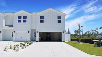 Casa de ciudad, varias camas (Salty Beaches) | Exterior