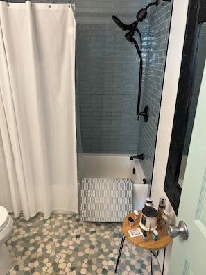 Hair dryer