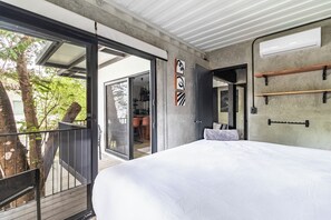 Condo, Balcony, Garden View