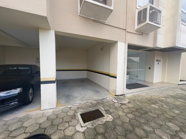 Apartment | Property grounds - Santinho 202 (Florianopolis)