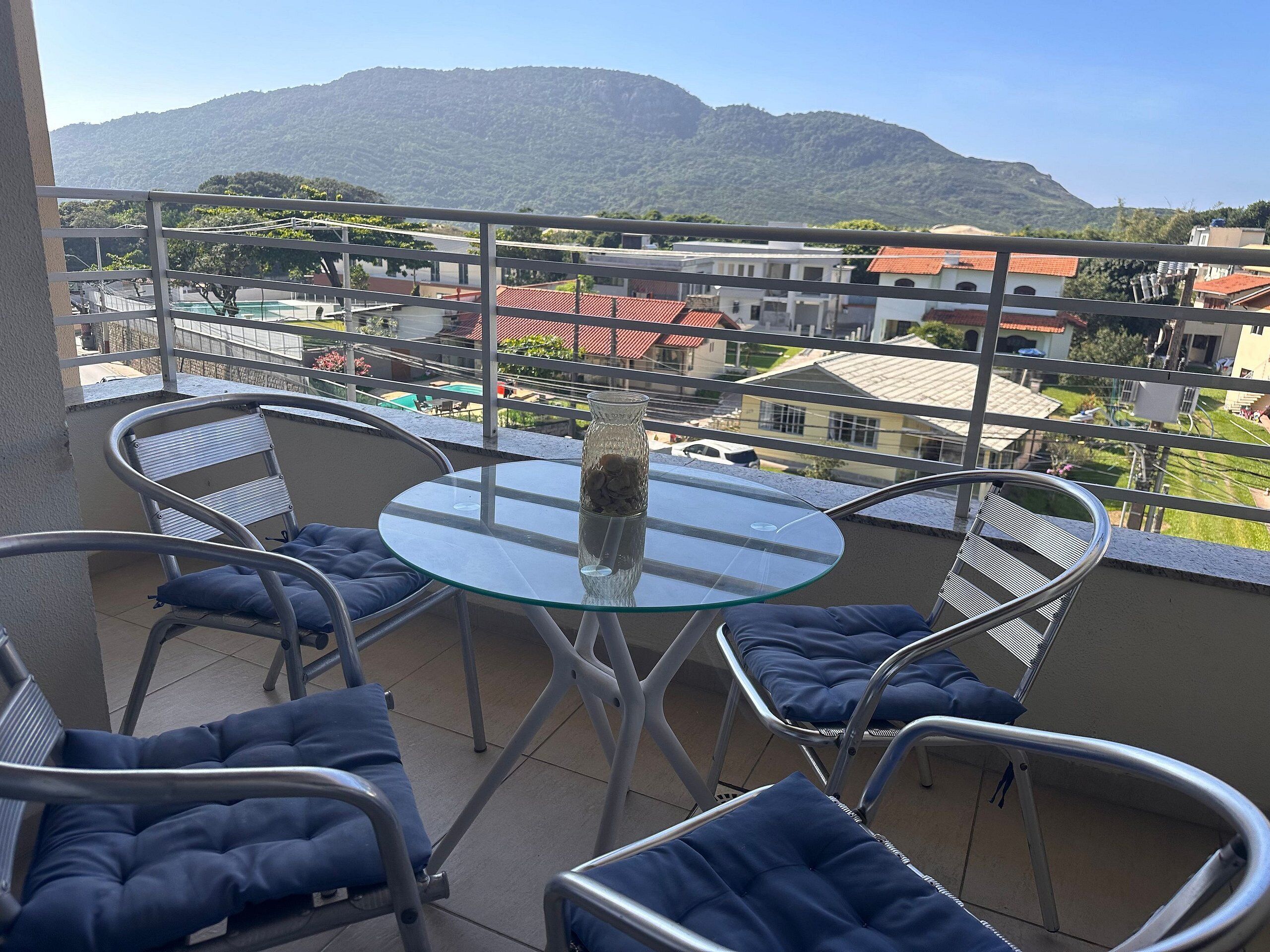 Apartment | Outdoor dining