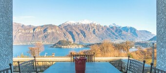 Villa Cima dei Ronchi, stunning infinity pool and lake view
