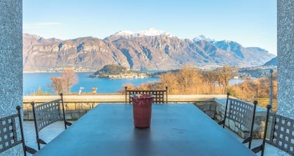 Villa Cima dei Ronchi, stunning infinity pool and lake view