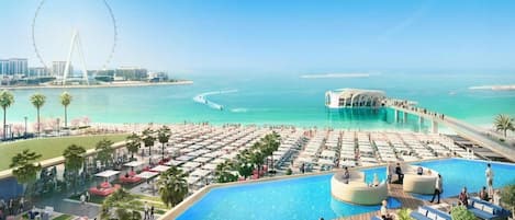 Piscine couverte, piscine extérieure