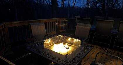 4 bedroom, 4 bath house with multiple living areas in Galena Territory