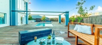 Luxurious Penthouse Getaway in Bellville