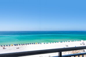 Appart'hôtel, 1 très grand lit et 1 canapé-lit (SunDestin 711) | Plage