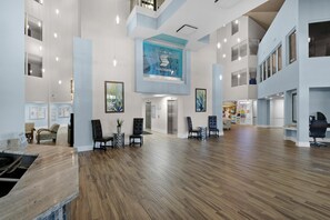 Condo, 1 cama King size y sofá cama (SunDestin 711) | Lobby