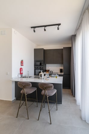 Fridge, microwave, oven, dishwasher