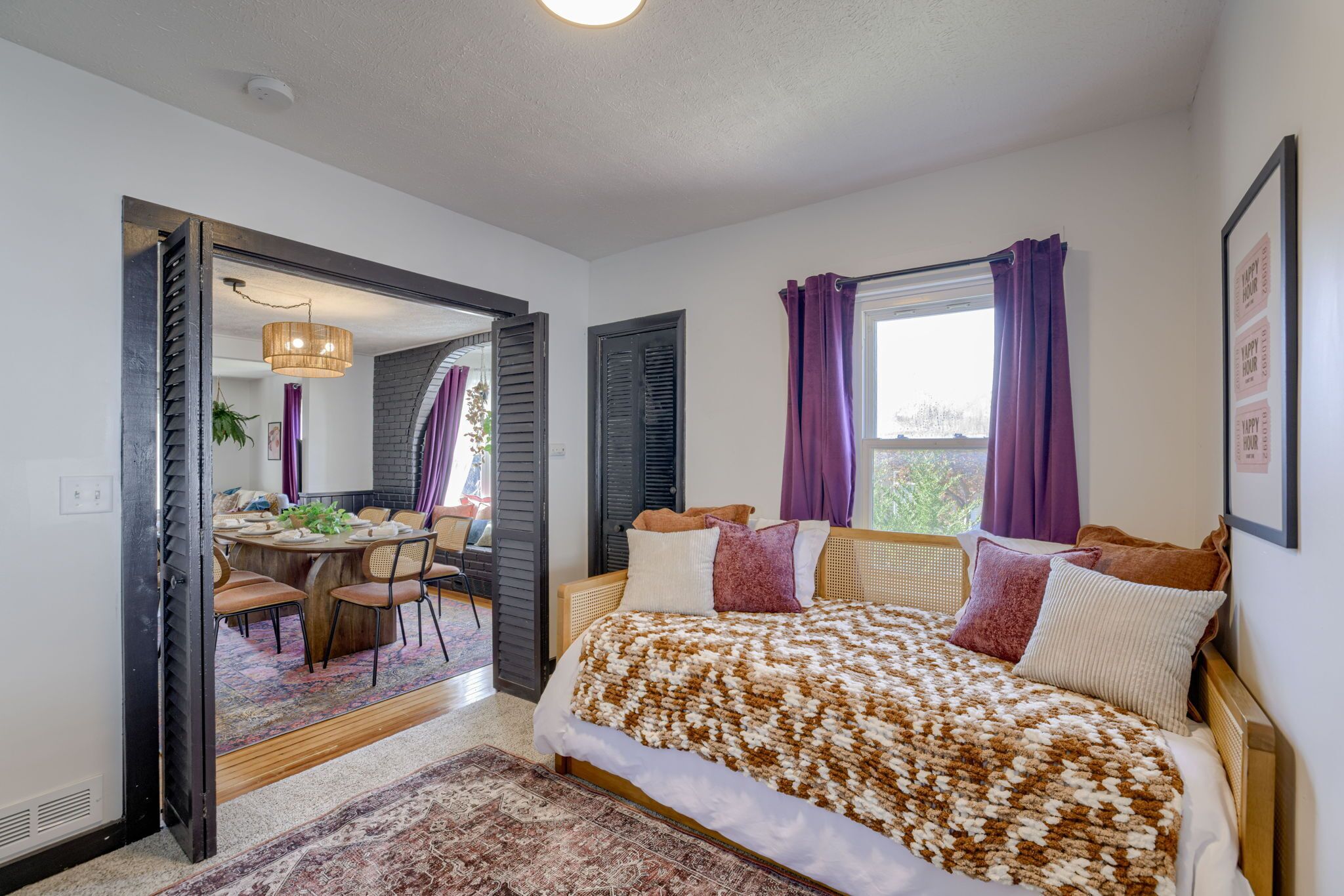 5 habitaciones, escritorio, tabla de planchar con plancha y wifi gratis 