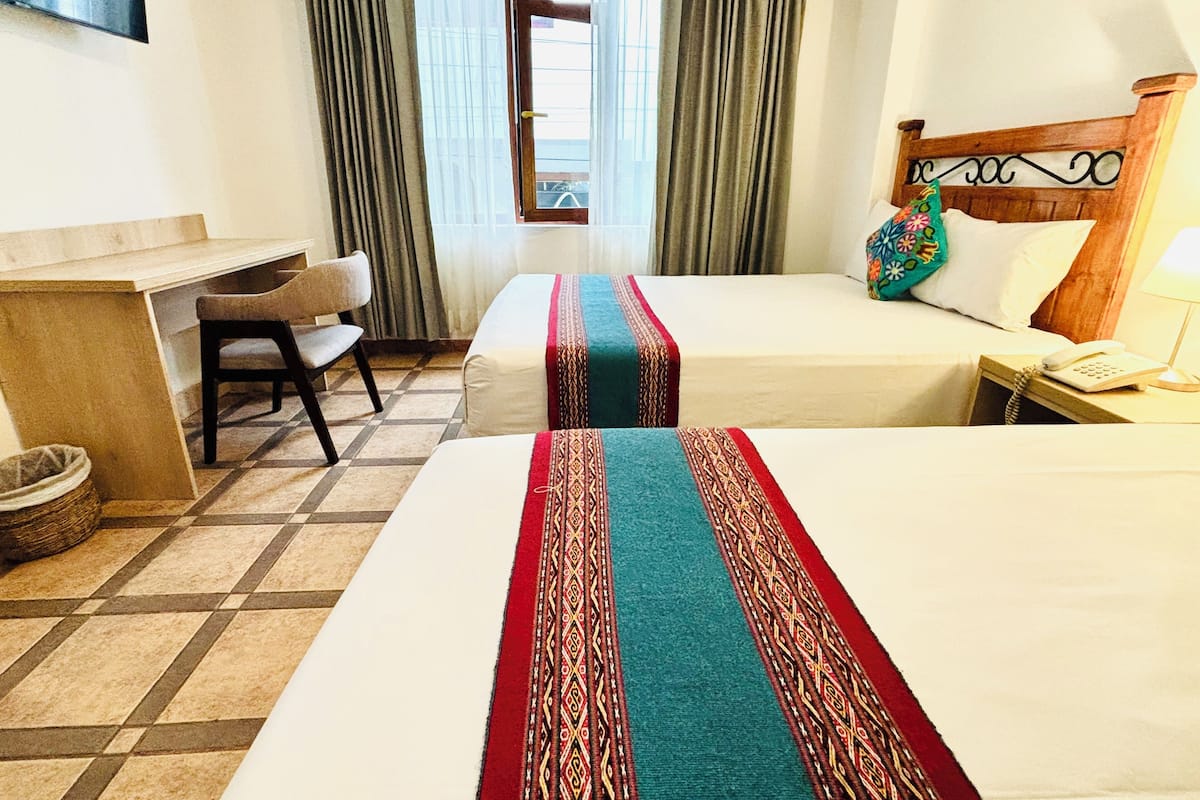 Standard Twin Room | Desk, free WiFi, bed sheets, wheelchair access
