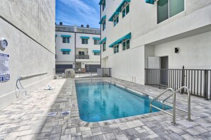 Casa, varias camas (Azul Townhomes A4 - Sunset) | Piscina | Una piscina climatizada
