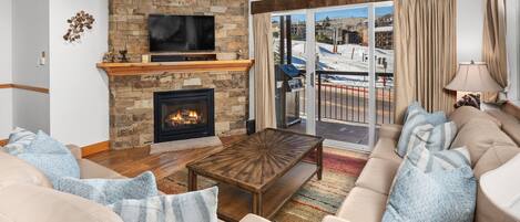 TV, fireplace, stereo