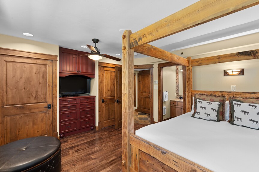 Crestwood 1113 Premier 3 Bedroom - Snowmass Village, CO