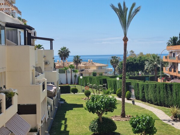 Leilighet, 1 soverom, røyk, balkong | Hage