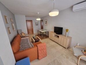 Leilighet, 1 soverom, røyk, balkong | Oppholdsrom