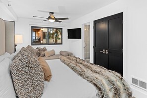 2 chambres, fer et planche à repasser, Wi-Fi gratuit, draps fournis