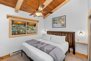 2 Schlafzimmer, Bügeleisen/Bügelbrett, kostenloses WLAN, Bettwäsche