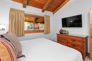 2 bedrooms, iron/ironing board, free WiFi, bed sheets - Crestwood 1313 Deluxe 1 Bedroom plus Loft (Snowmass Village)