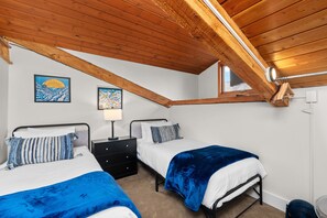 3 chambres, fer et planche à repasser, Wi-Fi gratuit, draps fournis