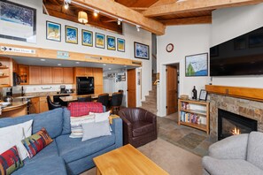 TV, fireplace, stereo - Crestwood 2305 Deluxe 3 Bedroom (Snowmass Village)