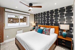 2 makuuhuonetta, silitysrauta/-lauta, ilmainen Wi-Fi, vuodevaatteet