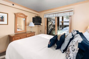 4 habitaciones, tabla de planchar con plancha y wifi gratis 