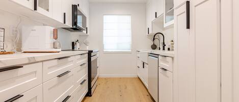 Microwave, oven, stovetop, dishwasher