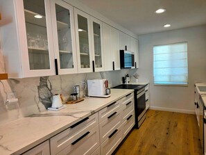 Microwave, oven, stovetop, dishwasher