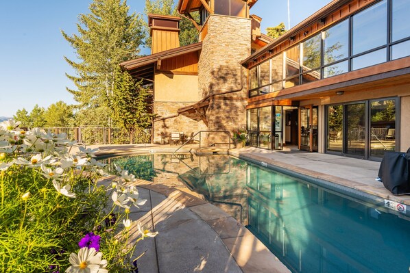 Pool - Crestwood 3301 Deluxe 1 Bedroom Plus Loft (Snowmass Village)