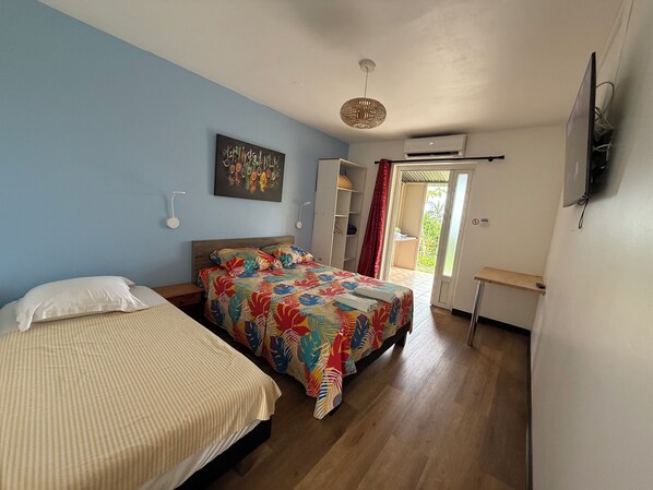 Strykejern/-brett og wi-fi (inkludert)