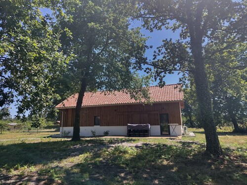 Country house. Ideal for a quiet week with the family.