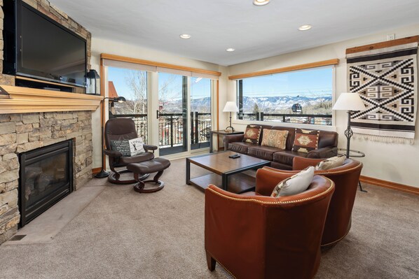 Tv, pejs, stereoanlæg