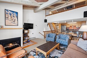TV, fireplace, stereo - Crestwood 3211 Standard 3 Bedroom Plus Loft (Snowmass Village)
