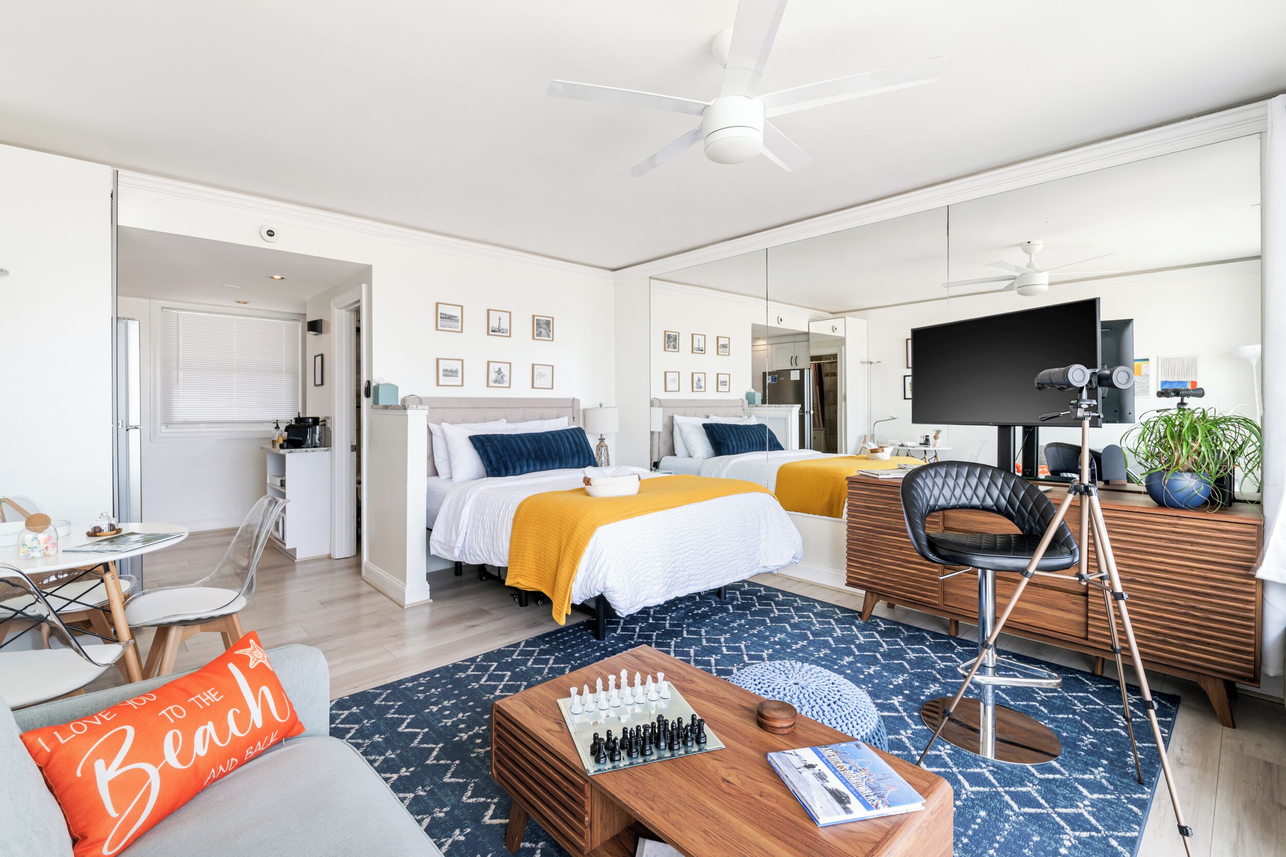 1 chambre, fer et planche à repasser, Wi-Fi gratuit, draps fournis