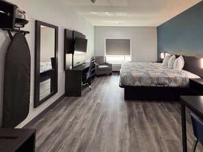 Premium bedding, pillowtop beds, individually furnished, desk - Studio 6 Dallas, TX – Fair Park (Dallas)