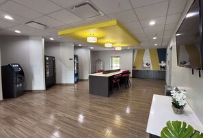 Lobby - Studio 6 Dallas, TX – Fair Park (Dallas)