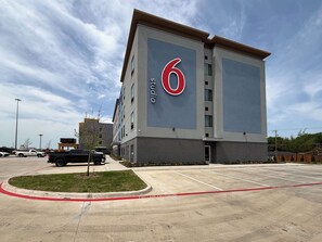 Exterior - Studio 6 Dallas, TX – Fair Park (Dallas)