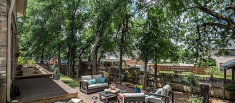 Charming home w/Backyard Oasis Near Denton Square