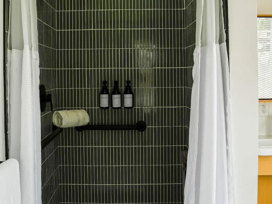 Family Apartment | Bathroom