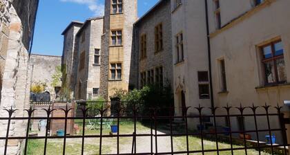 Studio cosy en plein coeur du village de Chazay