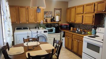 Microwave, oven, stovetop, coffee/tea maker