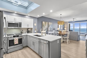 Appart'hôtel, plusieurs lits (Ariel Dunes II 2204) | Cuisine privée