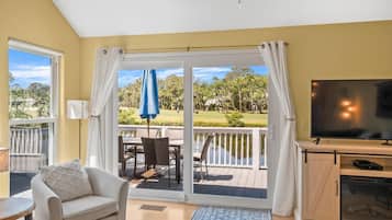 House, Multiple Beds, Patio, Golf View (15 Fairway Club) | Living area | 42-inch flat-screen TV with digital channels
