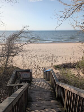 Sun-loungers, beach towels