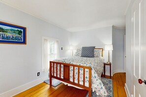 4 Schlafzimmer, Bügeleisen/Bügelbrett, WLAN, Bettwäsche