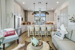 TV, fireplace - Gorgeous beach home with bay view, electric fireplace, resort pool, golf, WIFI (Port Aransas)
