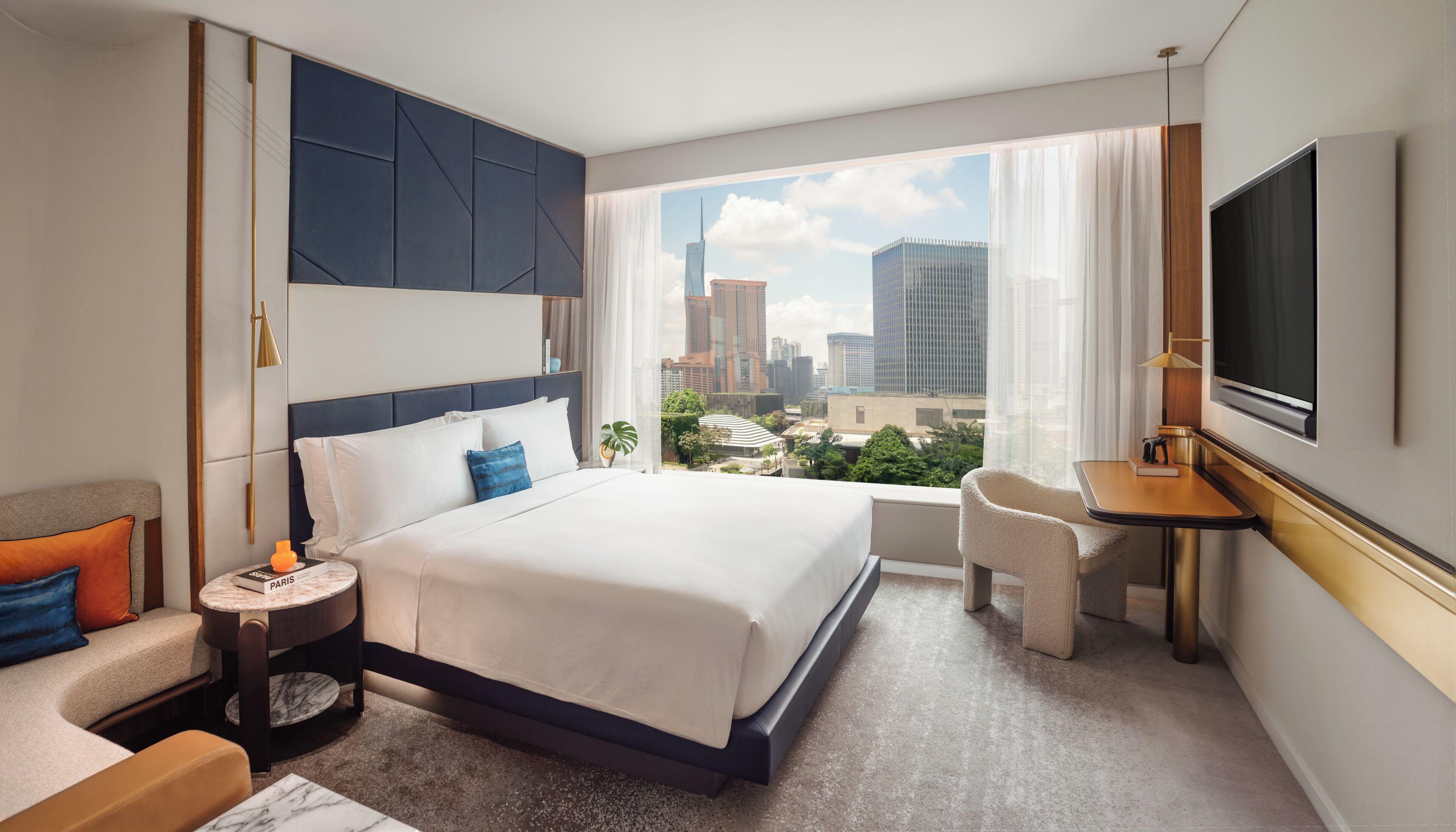 Premium bedding, in-room safe, desk, laptop workspace